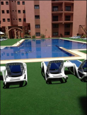 Riad Arfoud appartement haut standing 3 chambres avec piscine à gueliz nord
